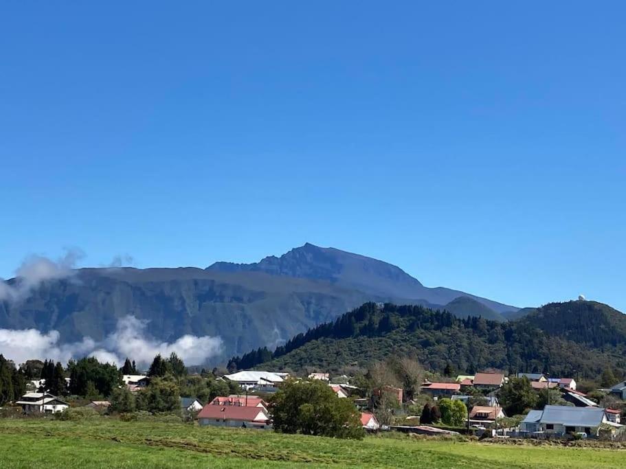 Maison A Bourg- Murat Proche De La Cite Du Volcan 라 플렌 데 카프 외부 사진